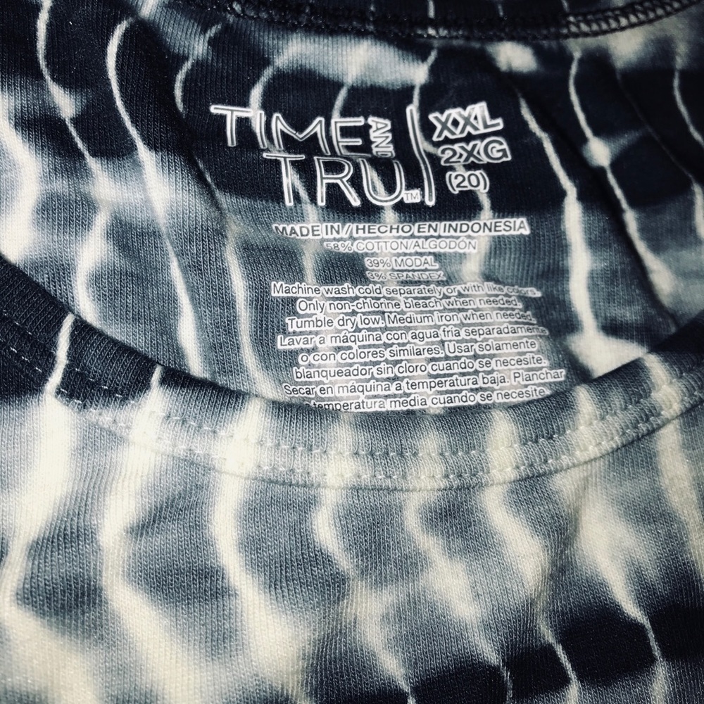 Time And Tru Tie Dye Tee - Picture 2 of 2